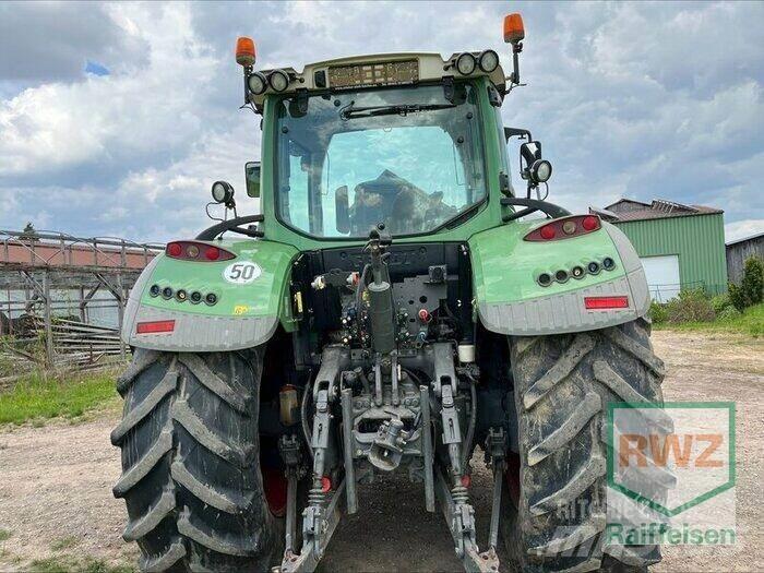 Fendt 718 Vario Traktoriai