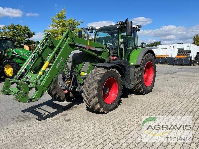 Fendt 724 VARIO S4 Traktoriai
