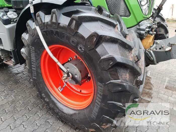 Fendt 724 VARIO S4 Traktoriai