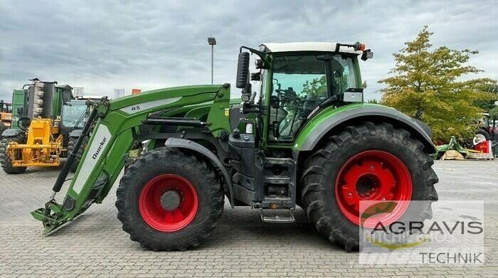 Fendt 824 VARIO S4 Traktoriai
