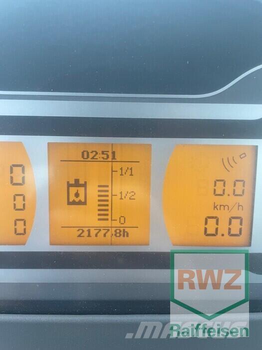 Fendt 826 Vario Traktoriai