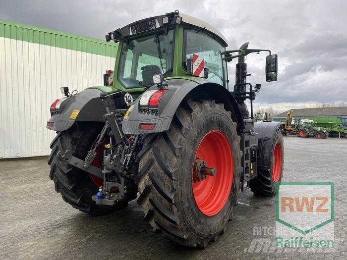 Fendt 826 Vario S4 Traktoriai