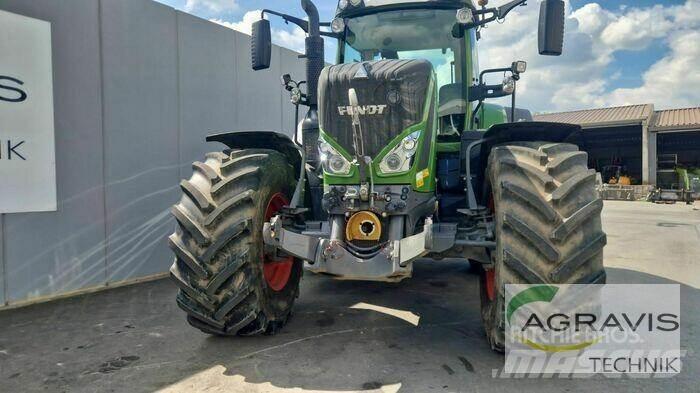 Fendt 826 VARIO S4 Traktoriai