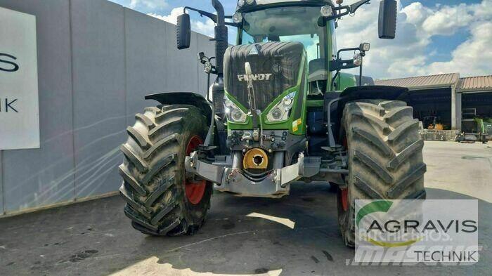 Fendt 826 VARIO S4 Traktoriai