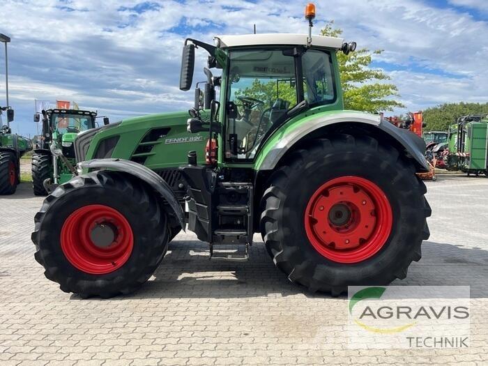 Fendt 826 VARIO SCR Traktoriai