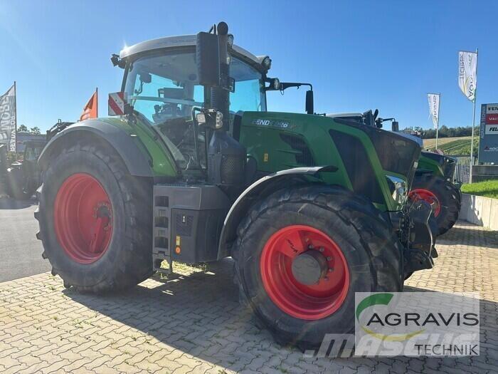 Fendt 828 VARIO S4 Traktoriai