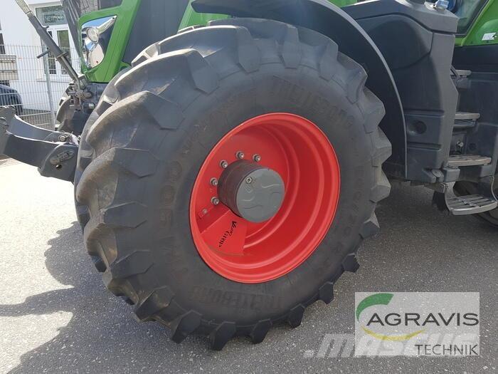 Fendt 828 VARIO S4 Traktoriai