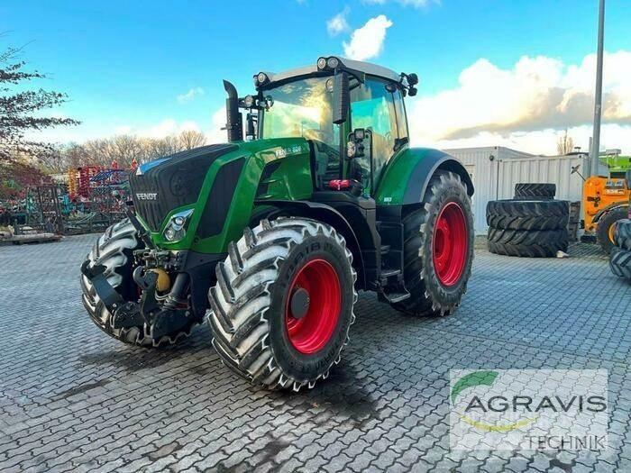 Fendt 828 VARIO S4 Traktoriai