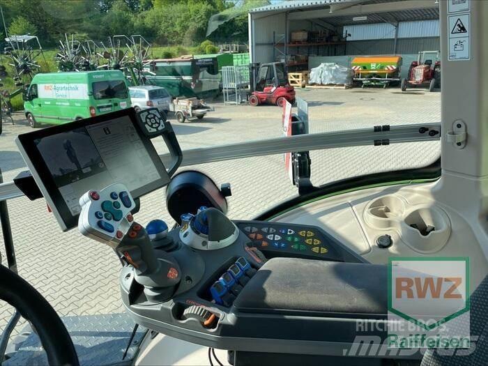 Fendt 933 Vario Traktoriai