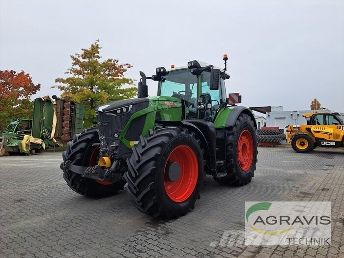 Fendt 942 VARIO GEN-7 Traktoriai
