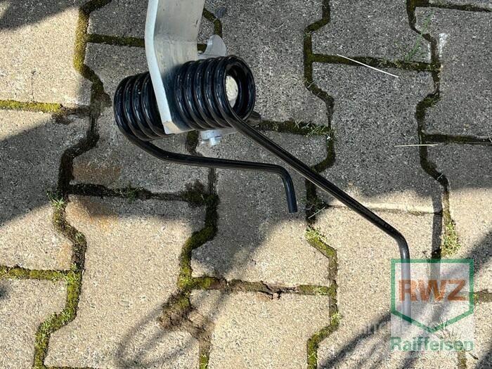 Fendt Lotus 770 Šieno grėbliai ir vartytuvai