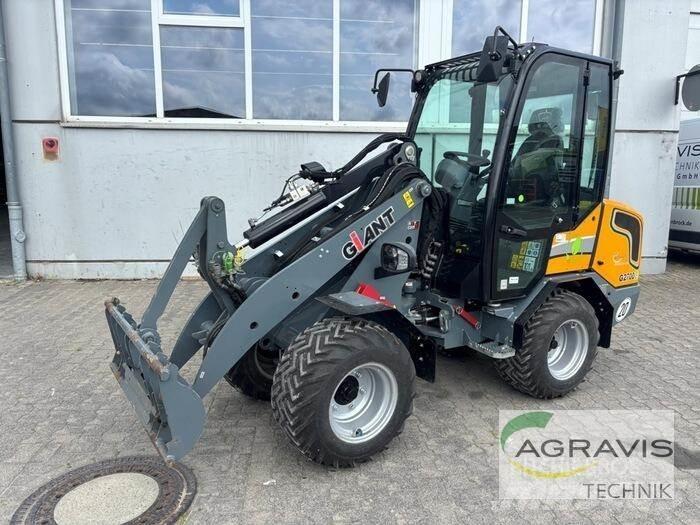 GiANT G2700 E Naudoti ratiniai krautuvai