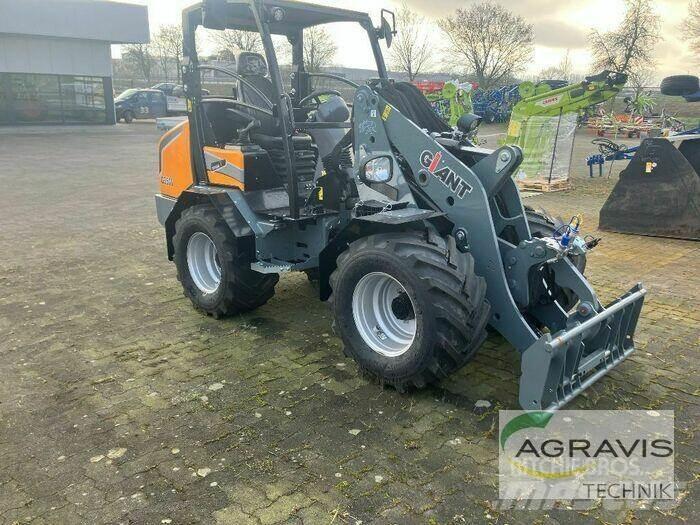 GiANT G3500 Naudoti ratiniai krautuvai