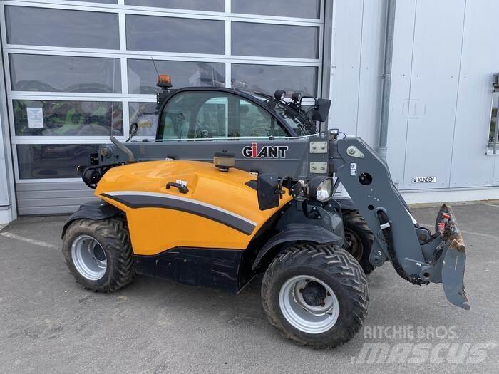 GiANT GT5048 Teleskopiniai krautuvai žemės ūkiui