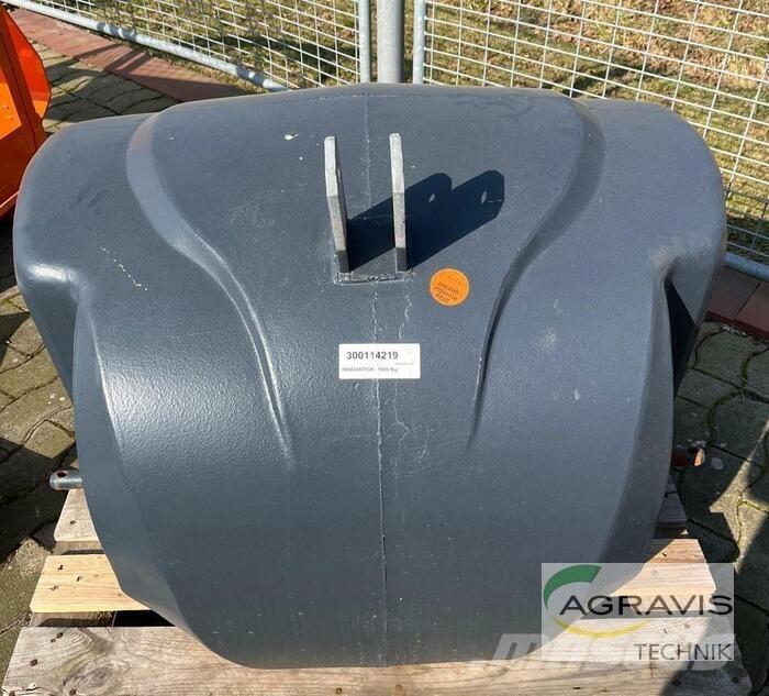 GMC 1000 KG INNOVATION Kiti naudoti traktorių priedai