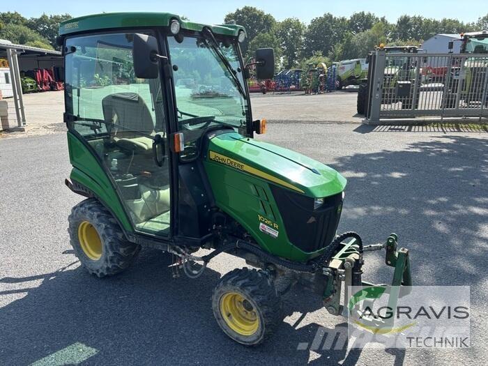 John Deere 1026 R Traktoriai