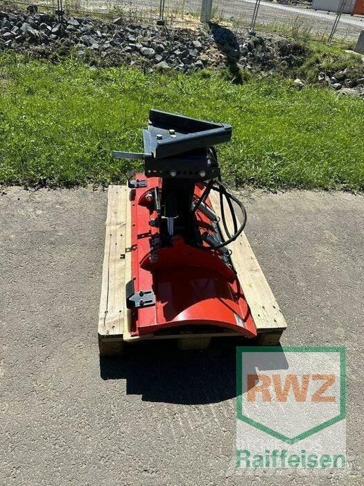 John Deere 2320 Naudoti kompaktiški traktoriai