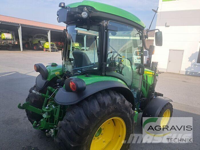 John Deere 4066 R Traktoriai