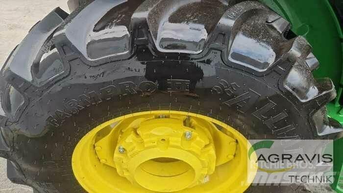 John Deere 5058 E Traktoriai
