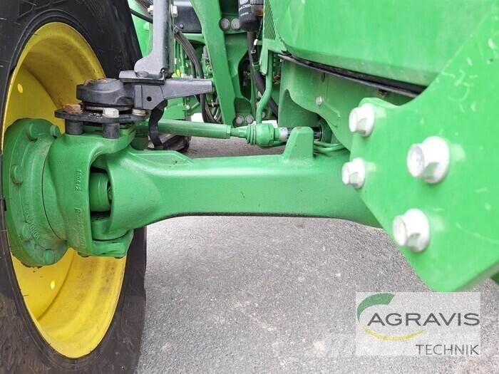John Deere 5100 R Traktoriai