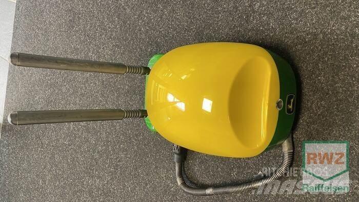 John Deere 6250R Traktoriai