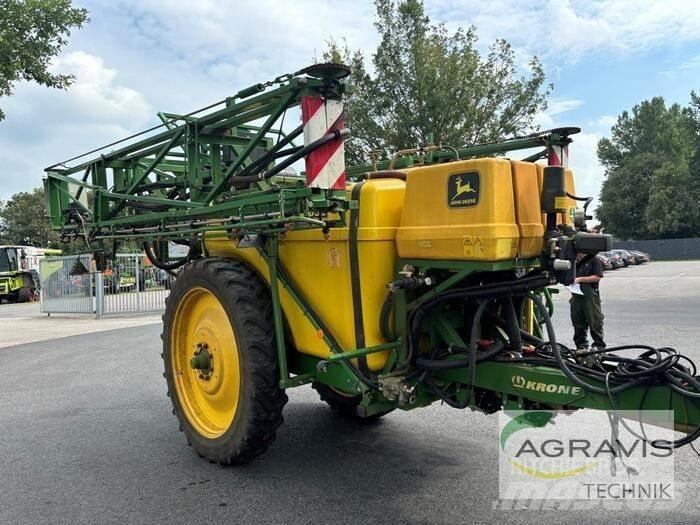 John Deere 632 Prikabinami purkštuvai