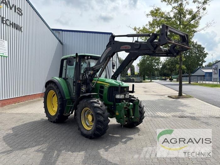 John Deere 6330 Traktoriai