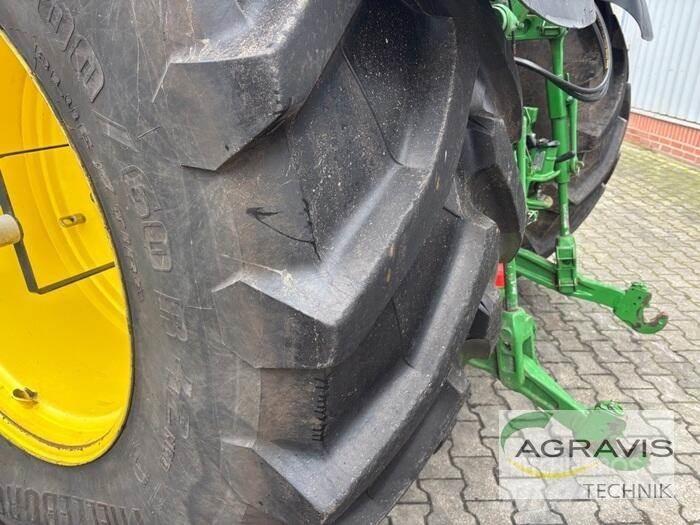 John Deere 7310 R Traktoriai