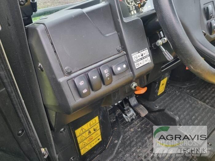 John Deere GATOR Naudoti kompaktiški traktoriai