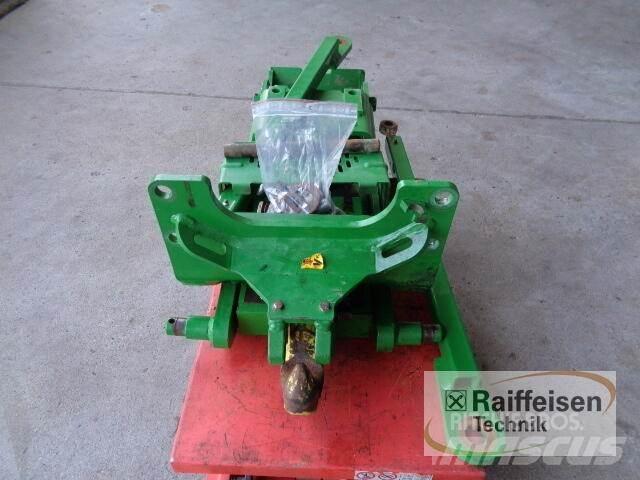 John Deere Hitch Kiti naudoti traktorių priedai