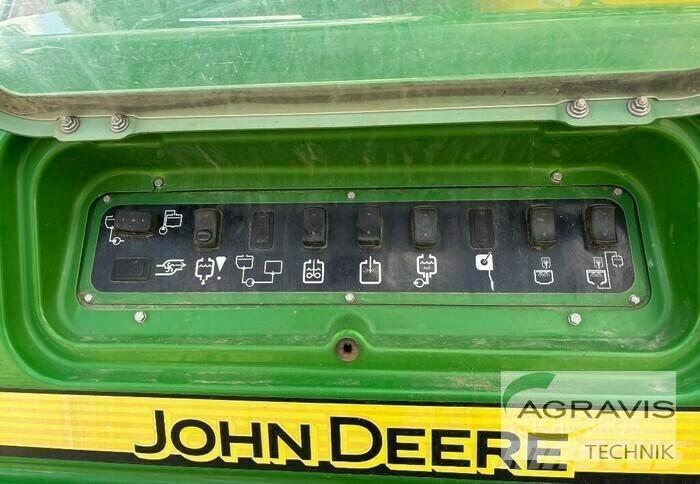 John Deere R 962I Prikabinami purkštuvai