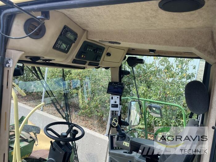 Krone BIG X 650 Pašarų ruošimo technika