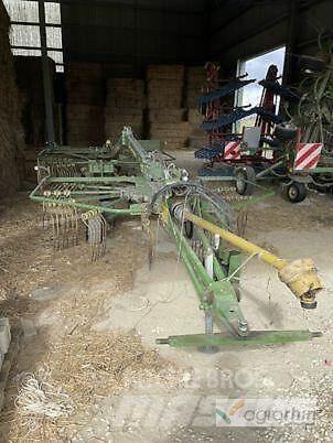 Krone SWADRO 710/26T Šieno grėbliai ir vartytuvai