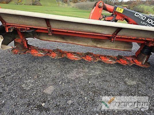 Kuhn GMD10030 et 3525 Šienapjovės