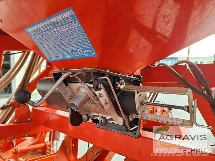 Kuhn HR 3003 Varomosios akėčios ir žemės frezos