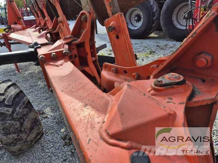 Kuhn VARI-MASTER 153 Apverčiamieji plūgai