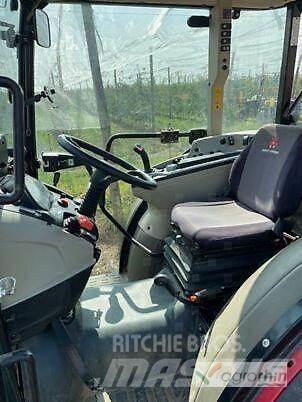Massey Ferguson 3710 F Traktoriai