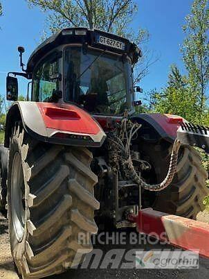 Massey Ferguson 8S 285 Traktoriai