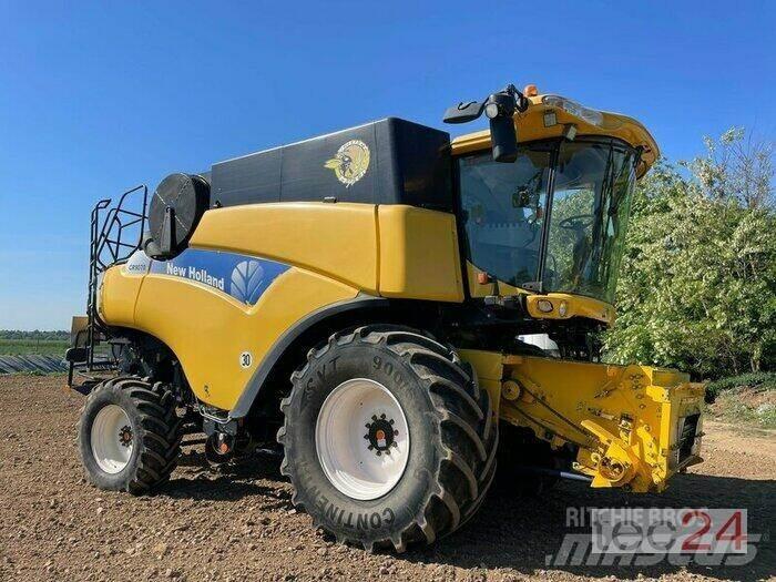New Holland CR 9070 Derliaus nuėmimo kombainai