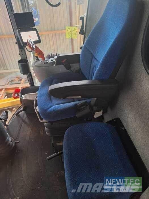 New Holland CX 5090 Derliaus nuėmimo kombainai