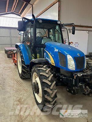 New Holland T5040 Traktoriai