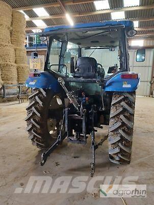 New Holland T5040 Traktoriai