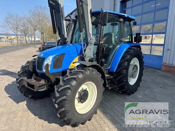 New Holland TLA 100 Traktoriai