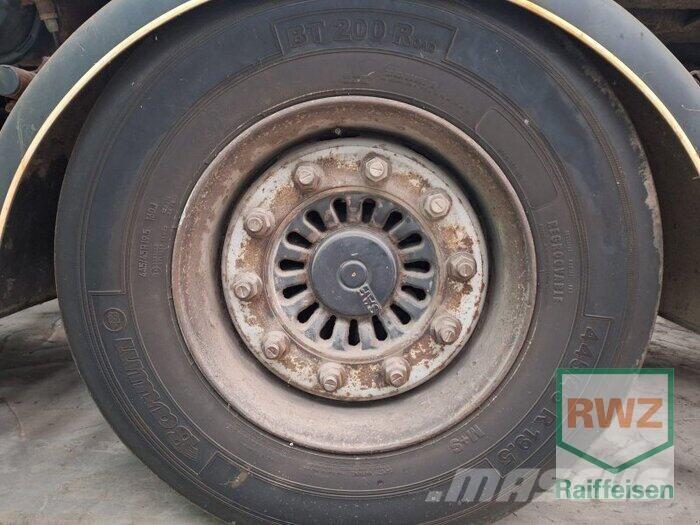 Schmitz  Kitos priekabos