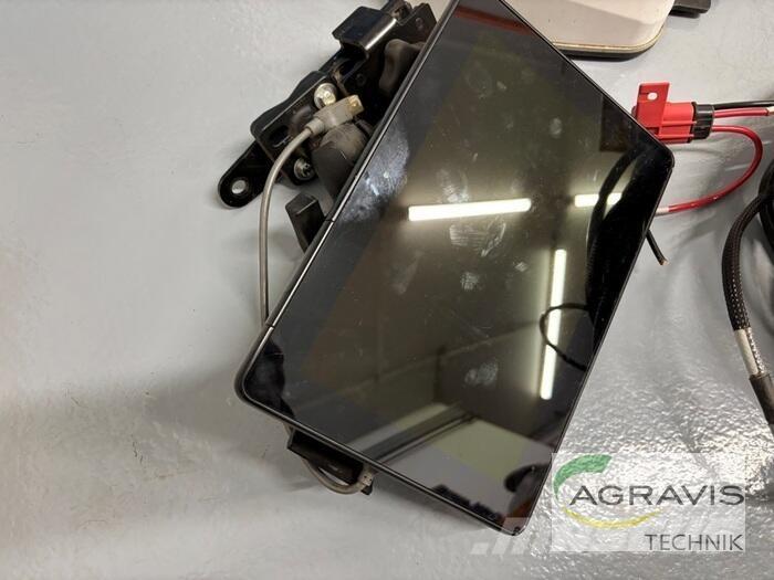 Trimble GFX-750 Kiti galvijų priežiūros įrengimai