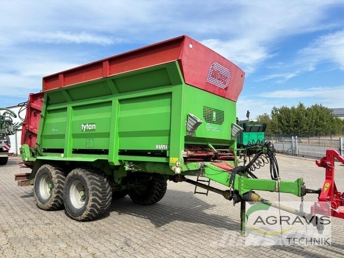 Unia TYTAN 18 Mineralinių trąšų barstytuvai