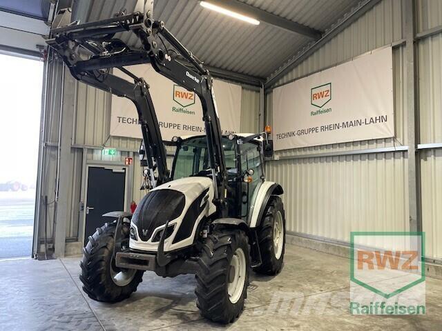 Valtra A114 H Traktoriai