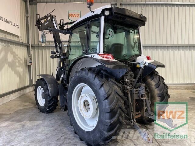 Valtra A114 H Traktoriai
