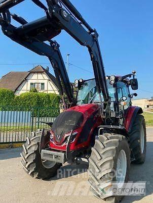 Valtra A115 H4 Traktoriai
