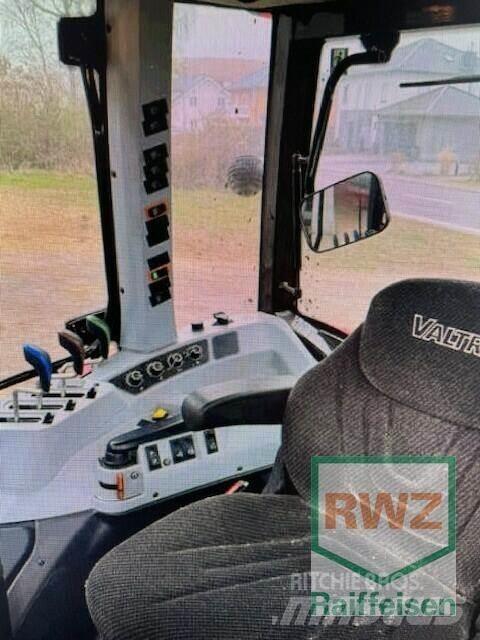Valtra A85 Traktoriai